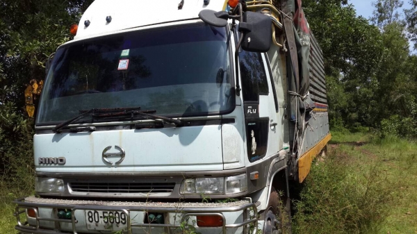 ขายด่วน 10 ล้อ ฮีโน่ FL 176 ขายด่วน 10 ล้อ ฮีโน่ FL 176