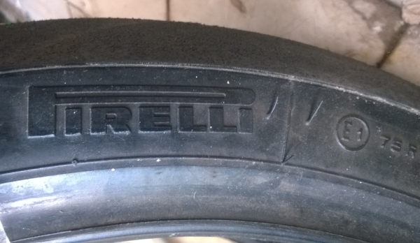ขายยาง PIRELLI ลายตะเกียบหัก ขายยาง PIRELLI ลายตะเกียบหัก