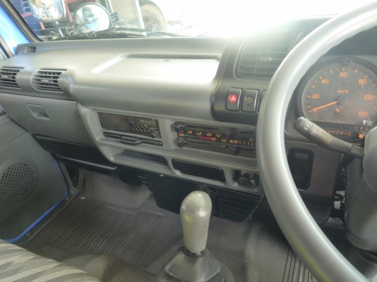 NKR66E 6ล้อ ป้ายไม่ติดเวลา จดทะเบียนถูกต้องหายาก