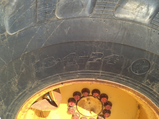 รถตัก Komatsu WA 150-1 นำเข้าจาก ญี่ปุ่น +++ สวยมาก พร้อมใช้งาน ขายถูก 090-986-2521 รถตัก Komatsu WA 150-1 นำเข้าจาก ญี่ปุ่น +++ สวยมาก พร้อมใช้งาน ขายถูก 090-986-2521