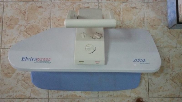 ขายเครื่องรีด-ทับผ้า ELVIRA PRESS รุ่น 2002 ไม่ต้องรีด เพียงวางผ้าแล้วปิดทับผ้า ขายเครื่องรีด-ทับผ้า ELVIRA PRESS รุ่น 2002 ไม่ต้องรีด เพียงวางผ้าแล้วปิดทับผ้า