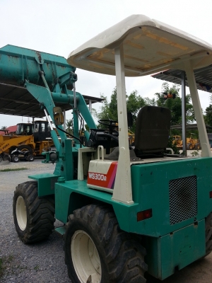 รถตัก MITSUBISHI WS 300A นำเข้าจาก ญี่ปุ่น แท้ๆ 1000\% สวยมากๆ ขายถูกๆ 090-986-2521