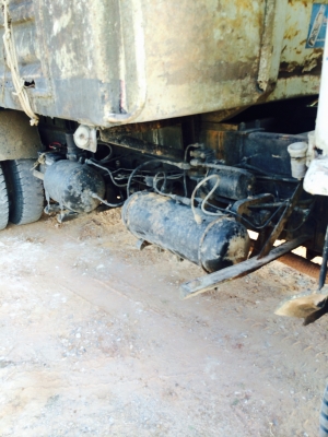 สิบล้อดั้ม 2 เพลา ฮีโน่ 185 แรงม้า ไม่เคยทำสี เดิม ตามสภาพเลยคับ สิบล้อดั้ม 2 เพลา ฮีโน่ 185 แรงม้า ไม่เคยทำสี เดิม ตามสภาพเลยคับ