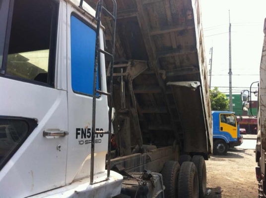 มีรถ10ล้อไอ้หลง6ดี16เทอร์โบ220แรงเอฟเอ็น527เอ็มเอ..ซีเลี่ยน26933ปี36เครื่องดีคัชซีสวยสนใจติดต่อด่วนขายตามสภาพ