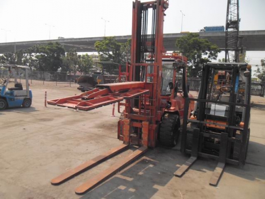 FORK LIFT TOYOTA 4 TON