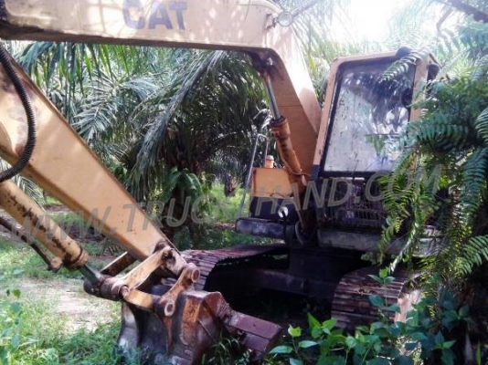 รถแบคโฮ ยี่ห้อ CAT  พร้อมใช้งาน