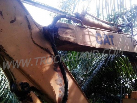 รถแบคโฮ ยี่ห้อ CAT  พร้อมใช้งาน