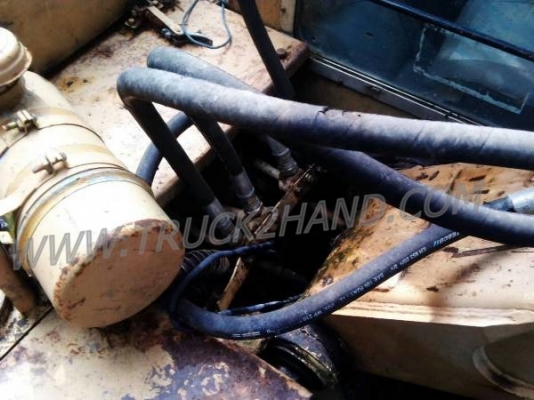 รถแบคโฮ ยี่ห้อ CAT  พร้อมใช้งาน