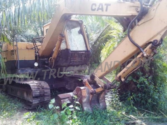 รถแบคโฮ ยี่ห้อ CAT  พร้อมใช้งาน