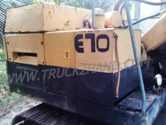 รถแบคโฮ ยี่ห้อ CAT  พร้อมใช้งาน