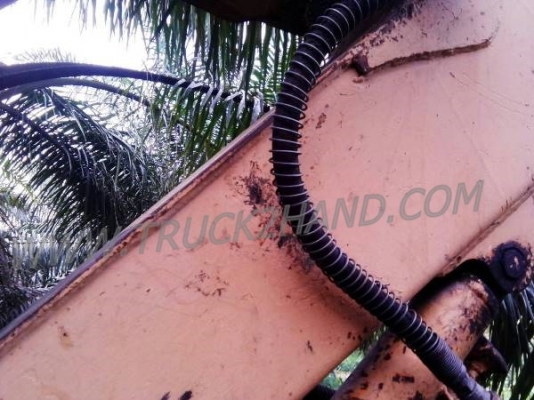 รถแบคโฮ ยี่ห้อ CAT  พร้อมใช้งาน