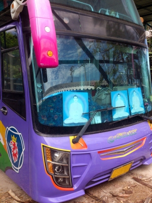 ขายรถทัวร์ VIP 8 ล้อ ครับ