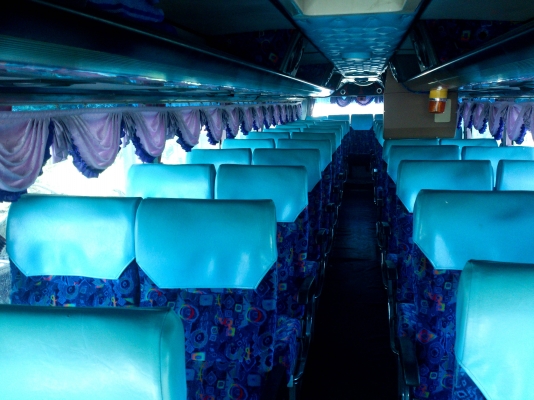 ขายรถทัวร์ VIP 8 ล้อ ครับ