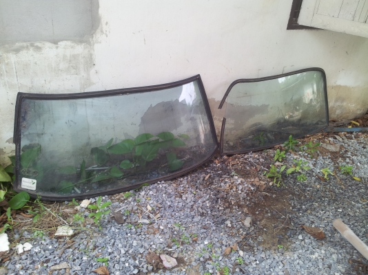 ขายกระจก รถ มิตซูบิชิ แลนเซอร์