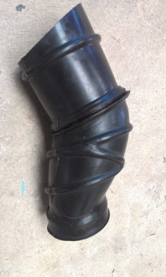 ยางต่อชุดกรอง และถังพักน้ำ MTX ครับ ยางต่อชุดกรอง และถังพักน้ำ MTX ครับ