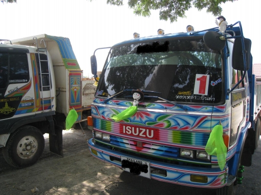 Hino Ranger  195 HP , Isuzu Rocky 175 HP ขายยกคู่ครับ