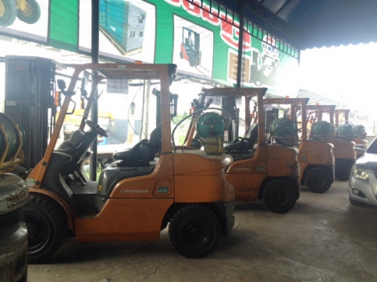 ฟอร์คลิฟต์ ขนาด 3 ตัน Mitsubishi FG30NT (6 units) สนใจโทร. 080-6565422 (หนิง)