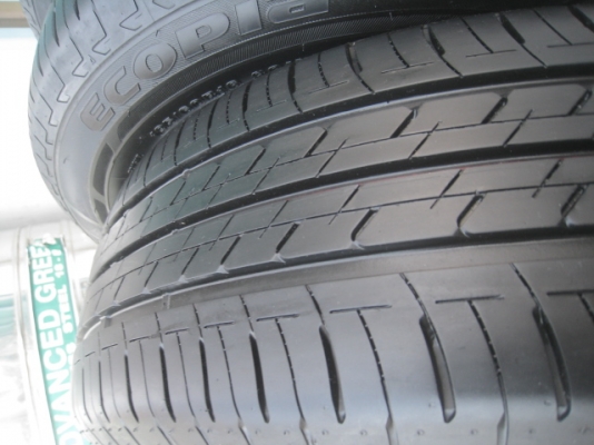 ขายล้อแม็ก nissan pulsar 16" พร้อมยางปี13 สนใจติดต่อเล็กคลองสามครับ 081-3747940