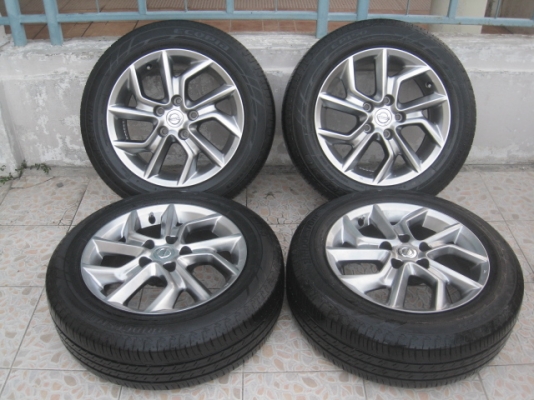 ขายล้อแม็ก nissan pulsar 16" พร้อมยางปี13 สนใจติดต่อเล็กคลองสามครับ 081-3747940