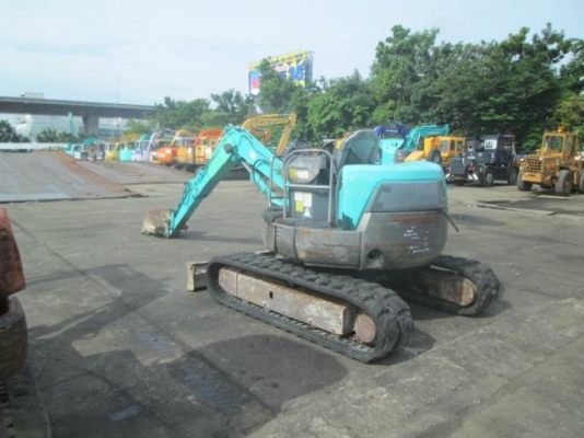 รถขุด KOBELCO
