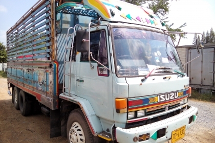 10 ล้อ 1 เพลา  *นางฟ้า*  ISUZU  Super  Rocky  FVM32MR  195 แรงม้า  * ยาว 6.20 ม. *  รถสวยเดิม_ตามสภาพ *  รถห้างแท้ * มีเล่มพร้อม *