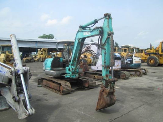 รถ KOBELCO