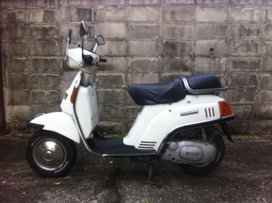 ขายรถscooterสวยๆหายากSuzuki GEMMA125 และHonda ZXพร้อมใช้งาน2คันครับ