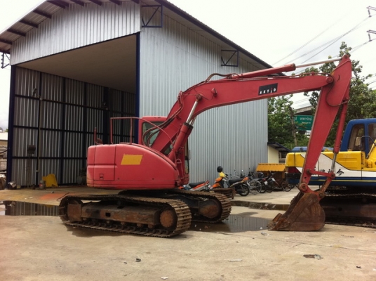 รถขุด CATERPILLAR