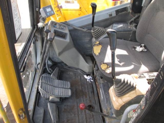 รถขุด KOMATSU