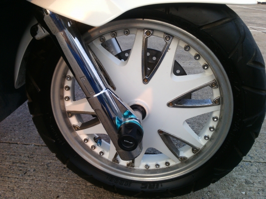 ขาย HONDA PCX125 ปี2011 ของแต่งเต็มคันครับ