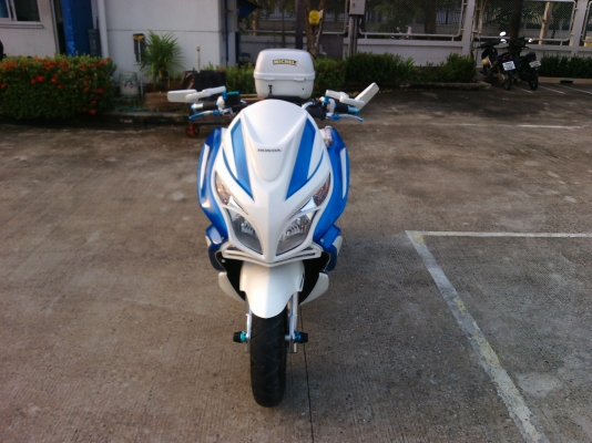ขาย HONDA PCX125 ปี2011 ของแต่งเต็มคันครับ