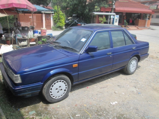 ขาย nissan sentra ติดแก๊ส 29000