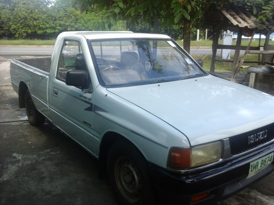 ขาย IZUZU ปี 2536 เครื่อง 90 HP ราคา 86,000 ขาย IZUZU ปี 2536 เครื่อง 90 HP ราคา 86,000