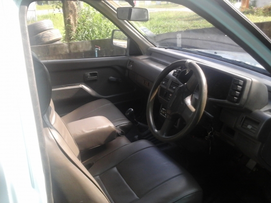 ขาย IZUZU ปี 2536 เครื่อง 90 HP ราคา 86,000 ขาย IZUZU ปี 2536 เครื่อง 90 HP ราคา 86,000