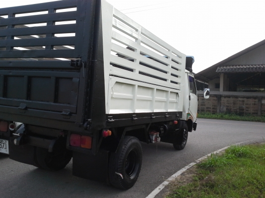 ขายรถ HINO KM777 (6ล้อดั๊ม ) แท้ ปี35-36 เครื่อง 117 แรง รถสภาพสวยพร้อมใช้งาน ขาย 450,000 บาท