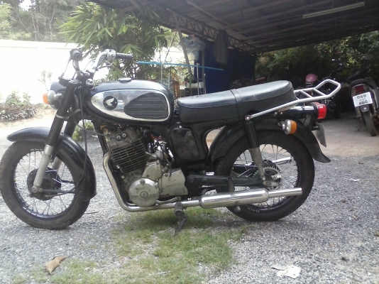 ...ขายครับโปรเจค cd125eกระเป๋าเล็ก วางเครื่อง คลับแมน400.... ...ขายครับโปรเจค cd125eกระเป๋าเล็ก วางเครื่อง คลับแมน400....