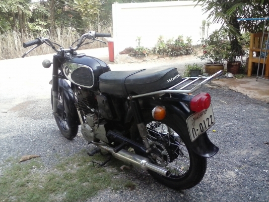 ...ขายครับโปรเจค cd125eกระเป๋าเล็ก วางเครื่อง คลับแมน400.... ...ขายครับโปรเจค cd125eกระเป๋าเล็ก วางเครื่อง คลับแมน400....