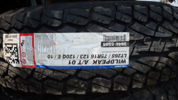 ขายใหม่ยาง 265 75 16 falken เส้นละ2900