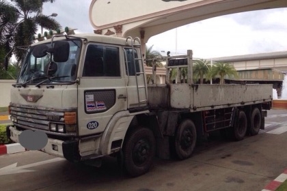 ขายรถบรรทุก Hino ZM 12 ล้อ เครื่อง EP100-285 แรง 2 เพลา ปี 43 กระบัช่วงยาวจากหัวเก๋ง 7 เมตร ทะเบียนพร้อม