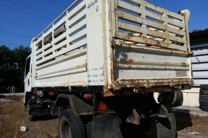 ISUZU FRR 210 ยอดจัดไฟแนนซ์ได้ 800,000 บาท ISUZU FRR 210 ยอดจัดไฟแนนซ์ได้ 800,000 บาท