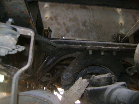 หัวยาว EH 700  168 แรง เพลาเดียว หางรถเกี่ยว  350,000  บาท