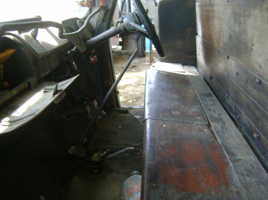 หัวยาว EH 700  168 แรง เพลาเดียว หางรถเกี่ยว  350,000  บาท