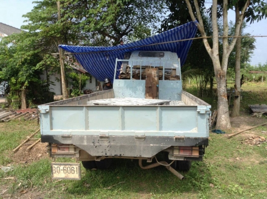 ขายรถ 6 ล้อ NPR66LX5S ปี 39 เครื่อง 4HF1 120 แรงม้าฝาดำ คัสซีสวยตลอดเส้น ทะเบียนเต็มพร้อมโอน ราคาต่อรองได้ครับ