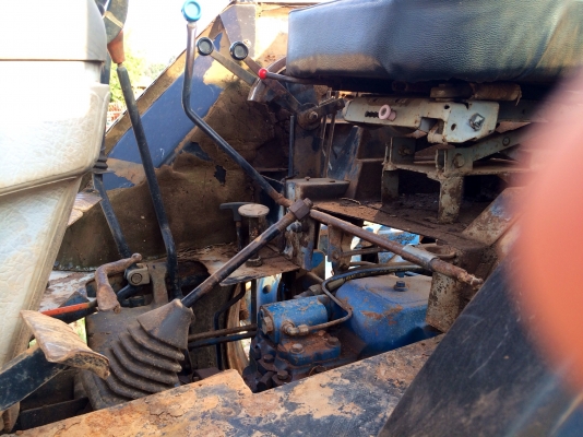 ฟอร์ด 2 เพลา ราคาโดนใจ