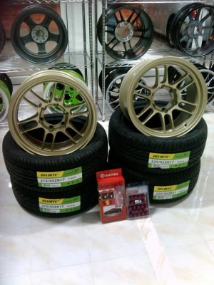 ขายล้อแม็กซ์พร้อมยางพร้อมใส่
