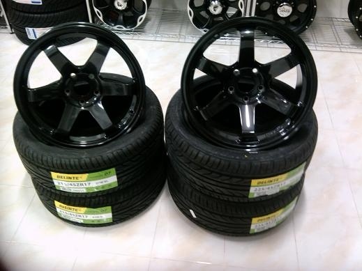 ขายล้อแม็กซ์พร้อมยางพร้อมใส่