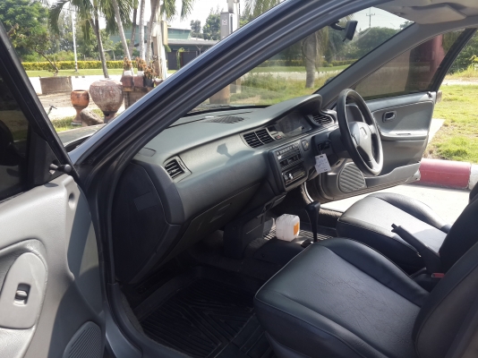 ขายด่วน รถแต่งสวย HONDA, CIVIC เตารีด 4 ประตู 1500 ปี 1993 เกียร์ออโต้ สีเทาดำ