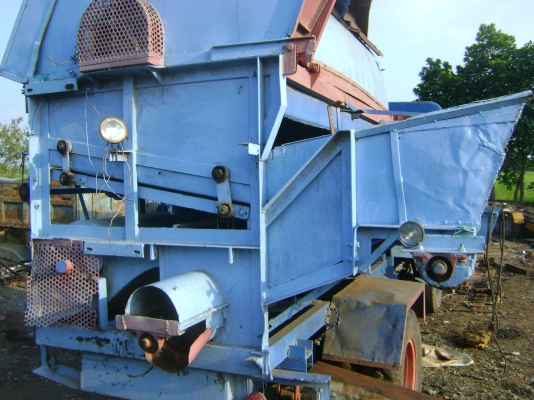 รถสีข้าว  เครื่อง EH700  168 แรง  6ฟุต ราคา 105,000 บาท