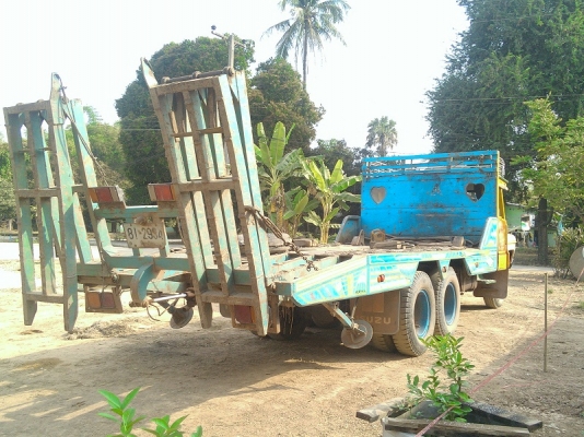 ขายสิบล้อหน้ายาว