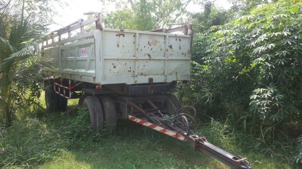 พ่วงดั้มพ์ แม่-ลูก